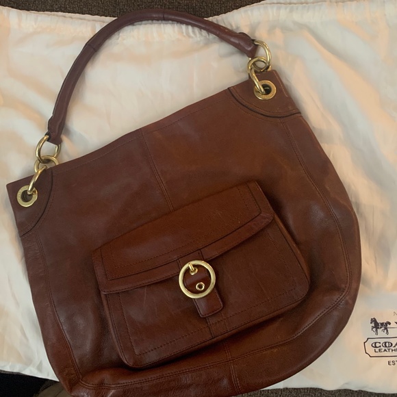 Brown leather Coach bag - Picture 1 of 6